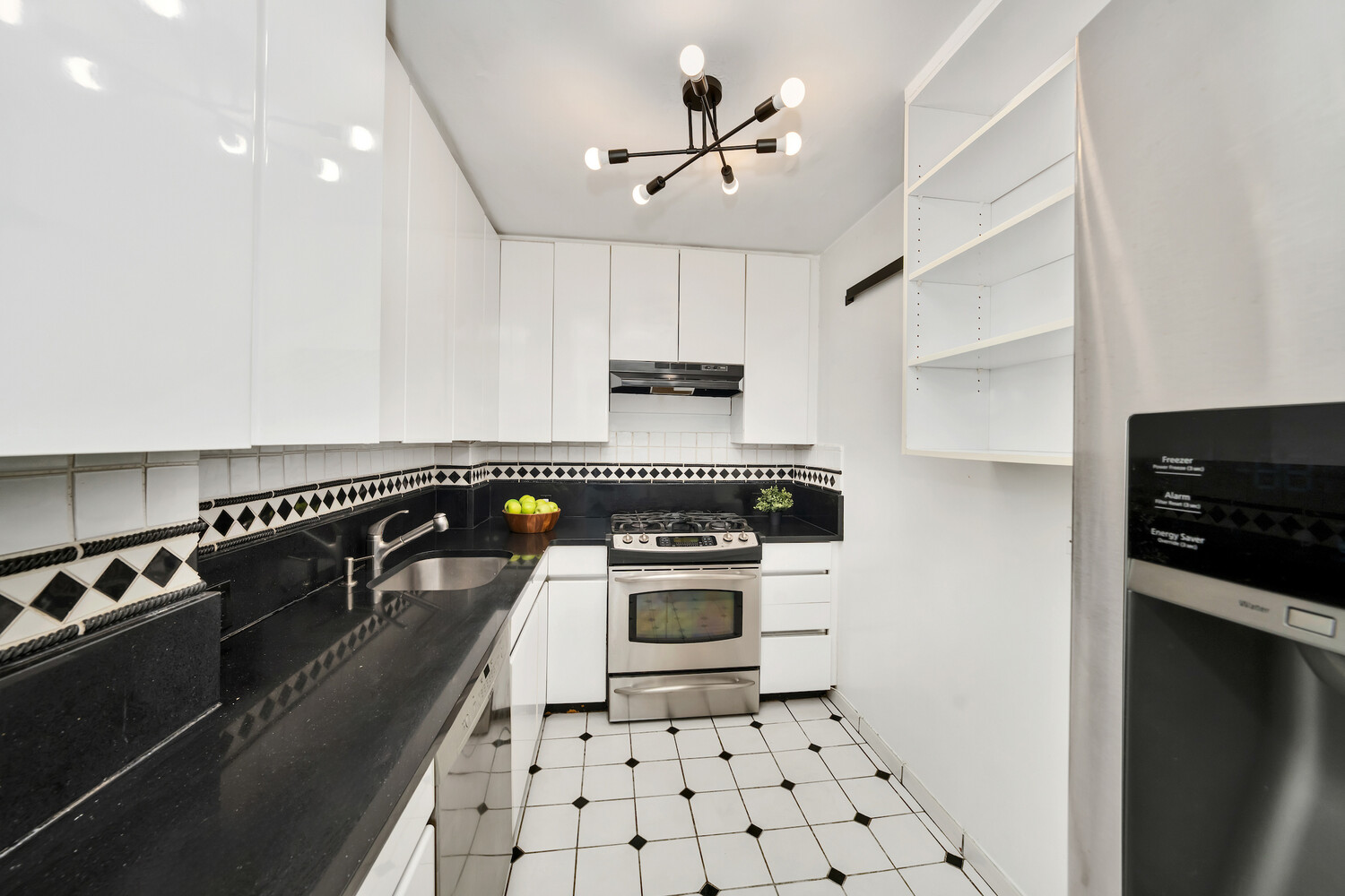 400 E 77TH Street 7F