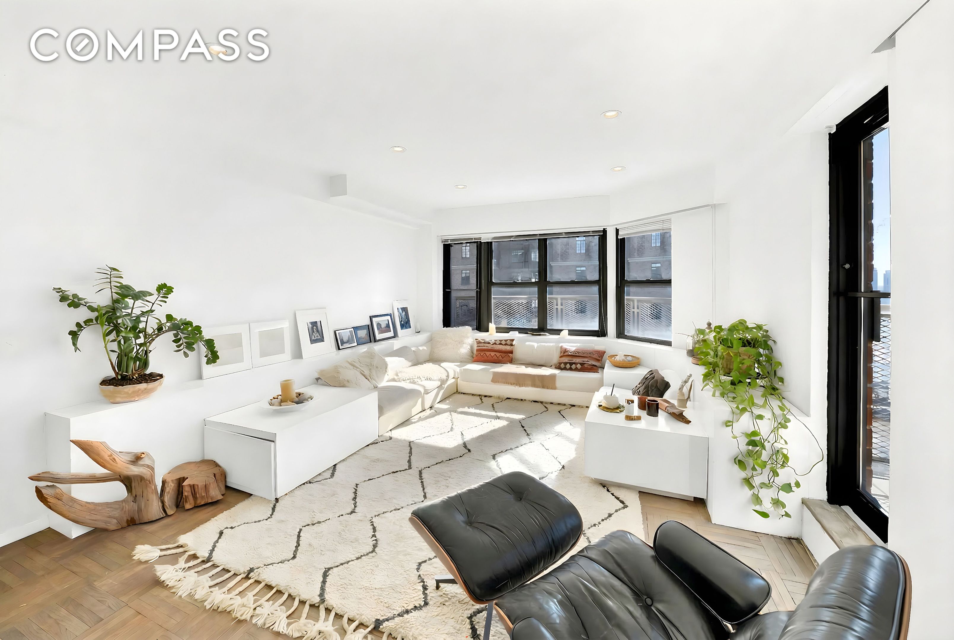 2 Tudor City Place 15AS