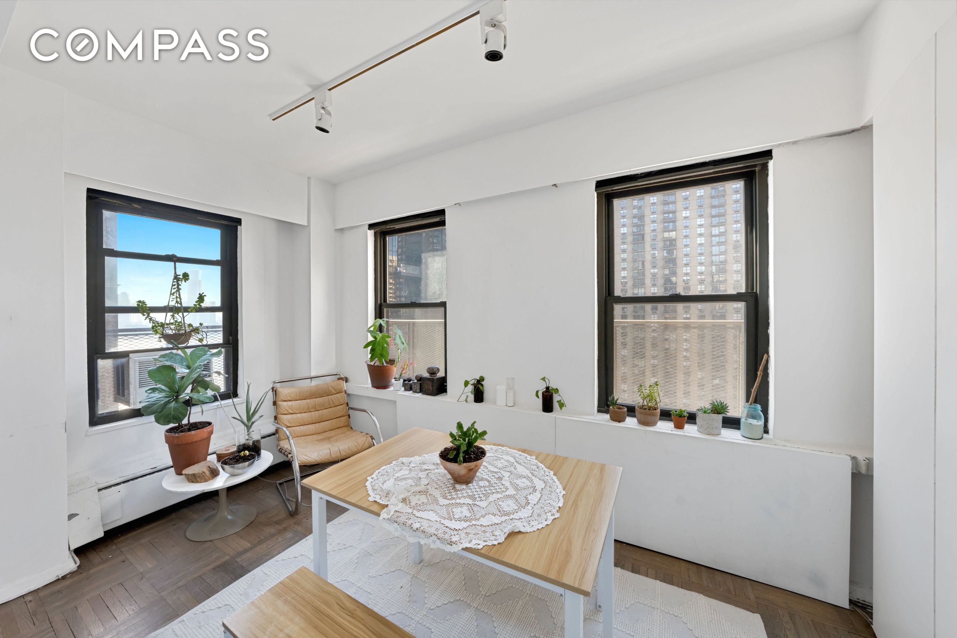 2 Tudor City Place 15AS