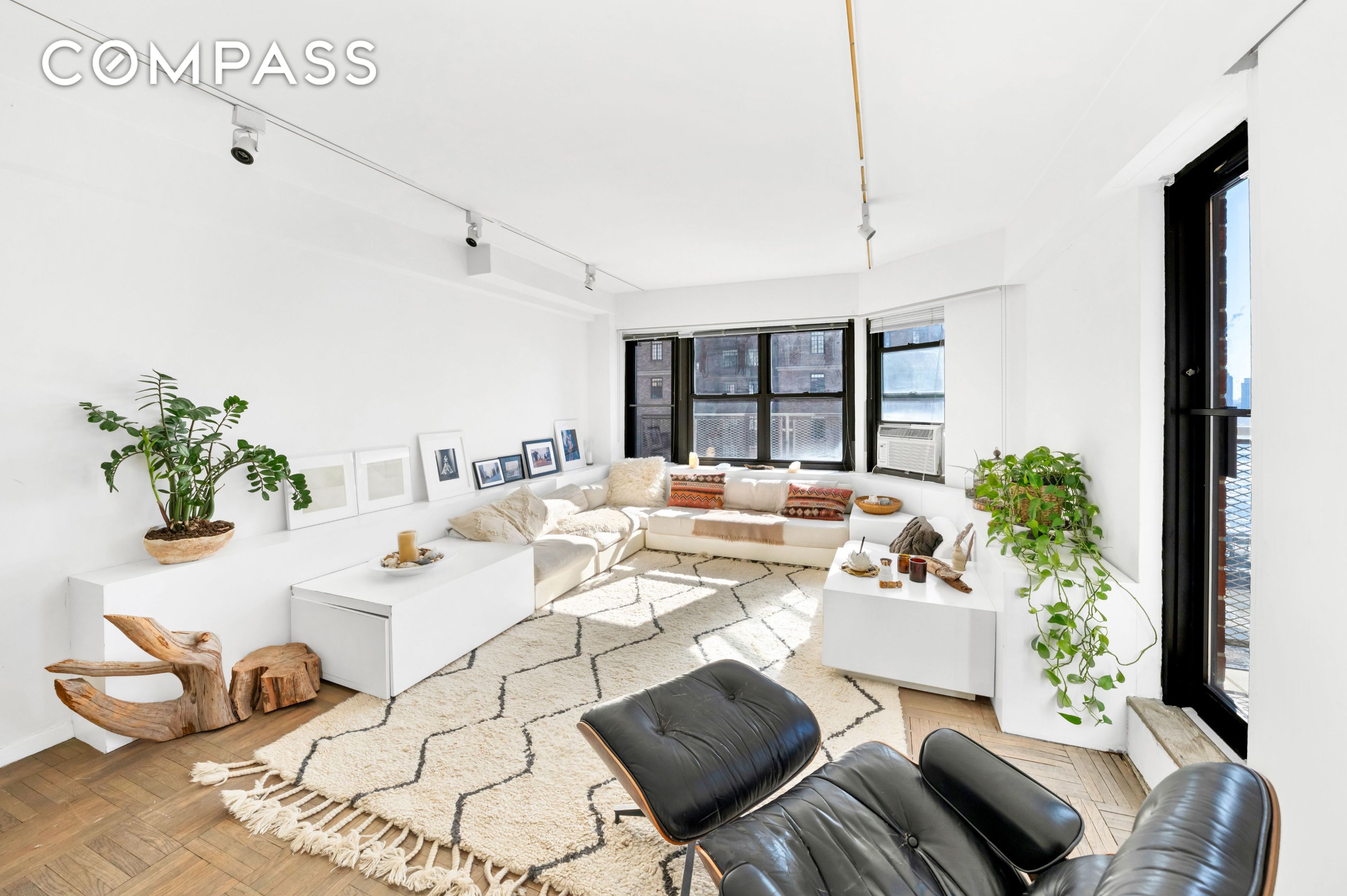 2 Tudor City Place 15AS