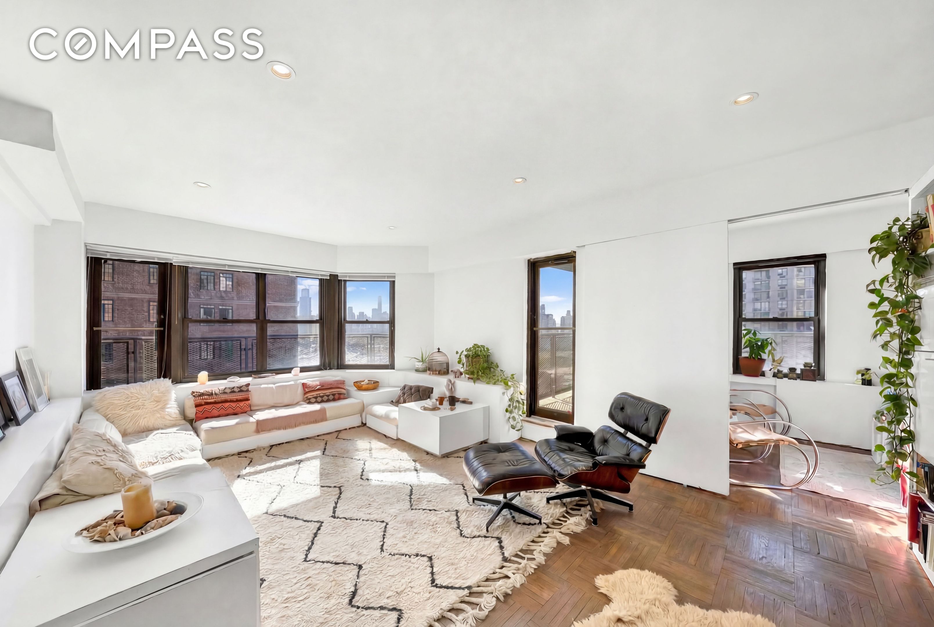 2 Tudor City Place 15AS