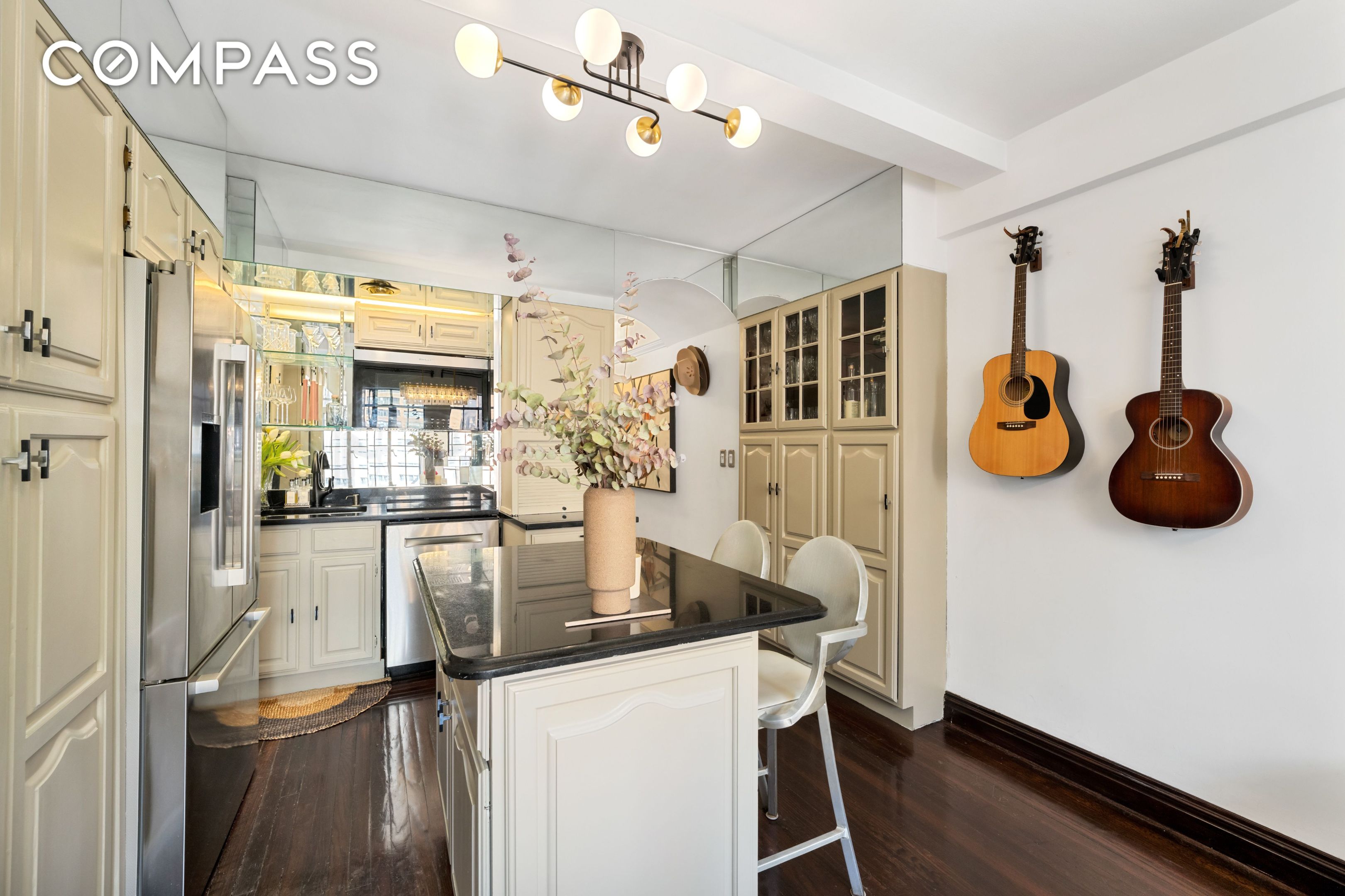 5 Tudor City Place 811