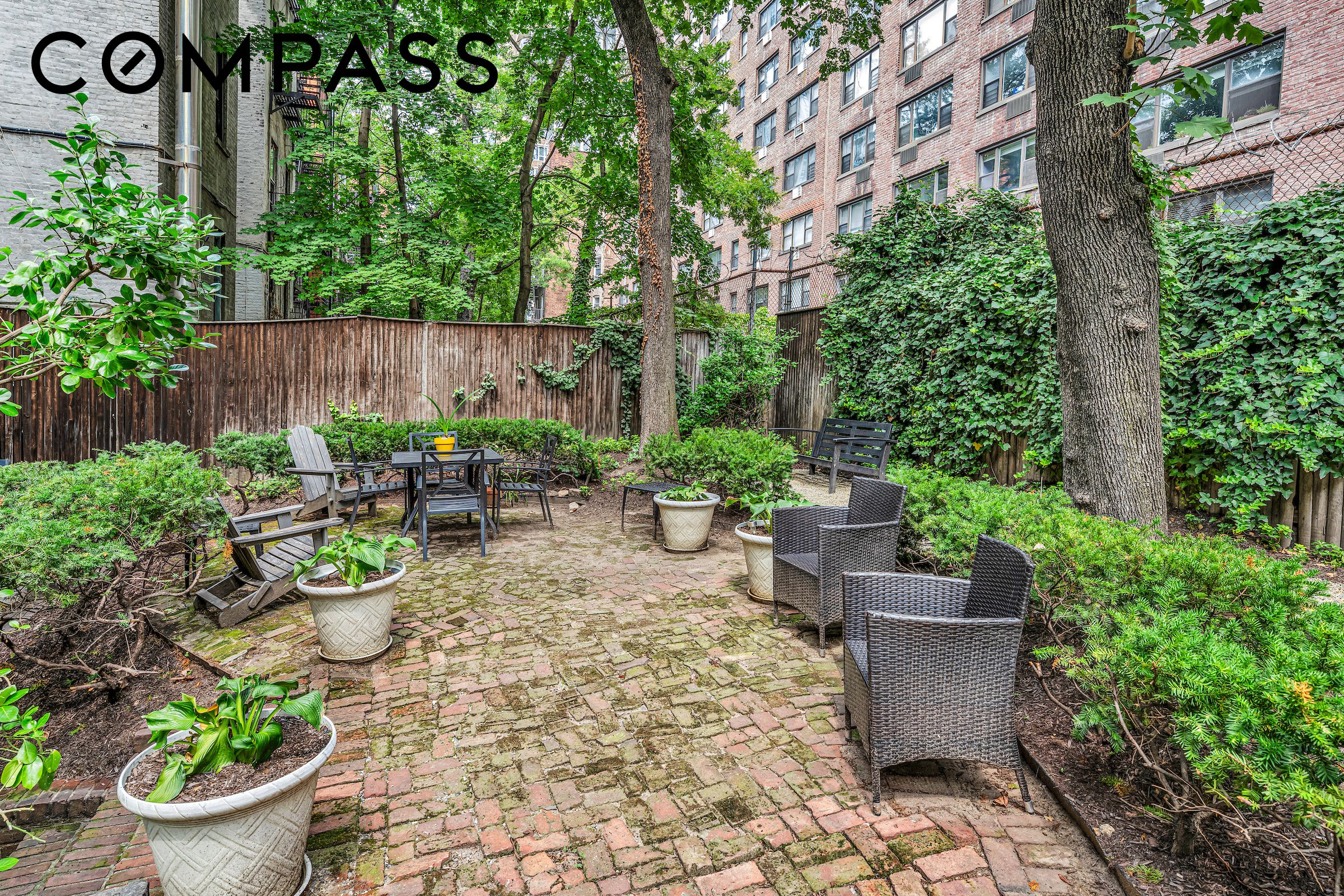 425 E 78th Street PH6A