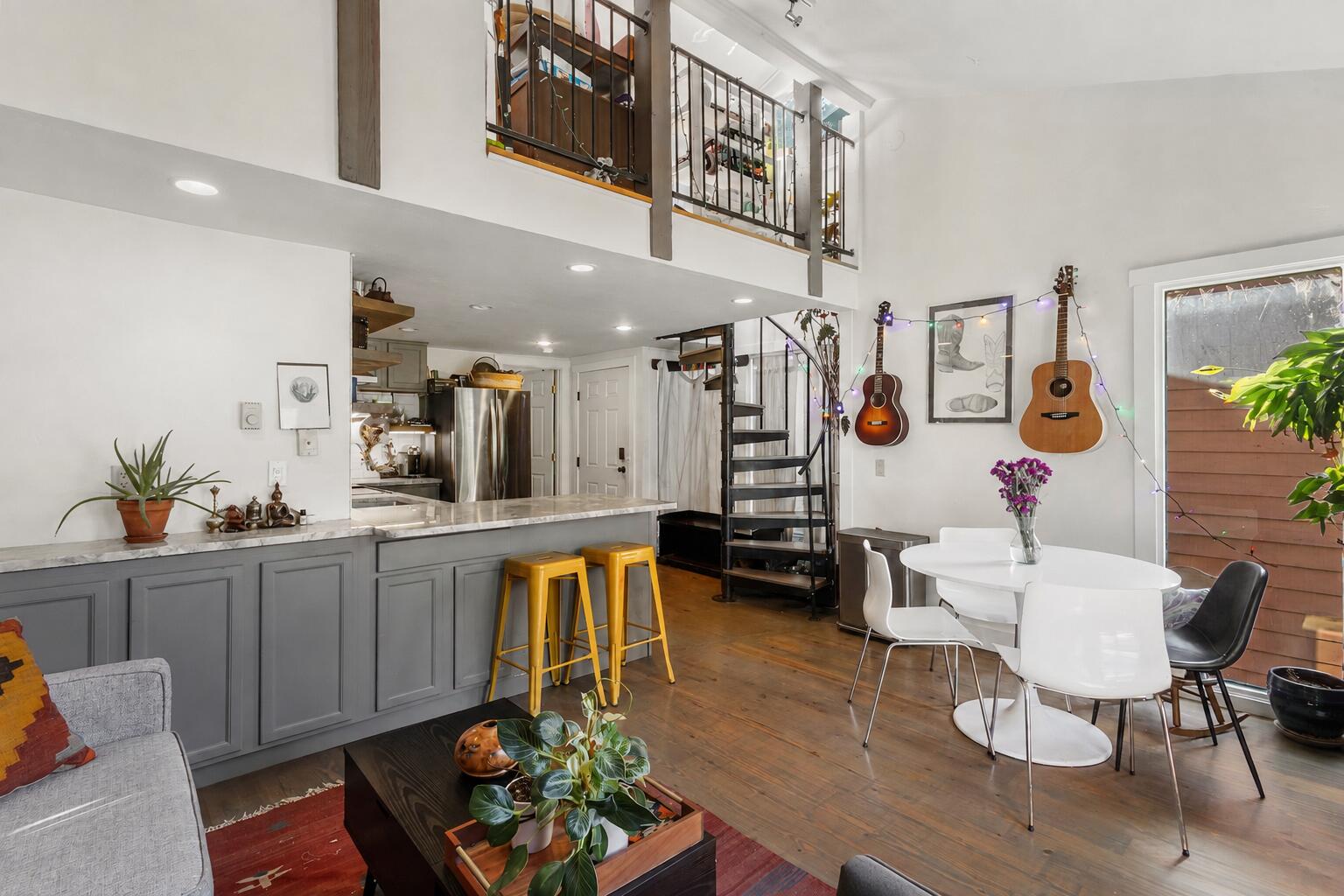 35 Pilot Knob Lane Unit: 302