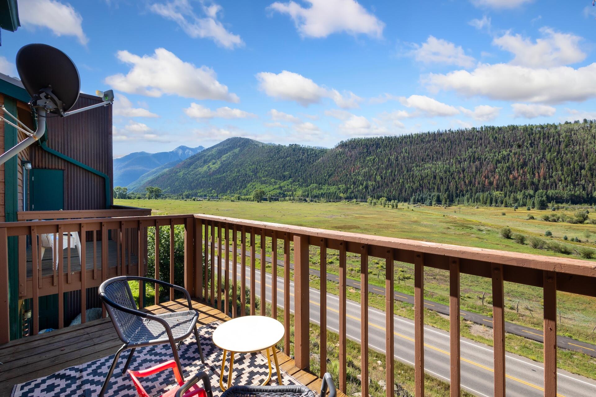 35 Pilot Knob Lane Unit: 302