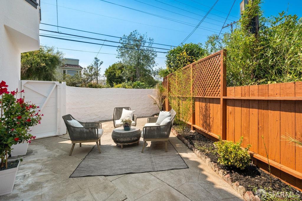 184 Santa Rosa Avenue