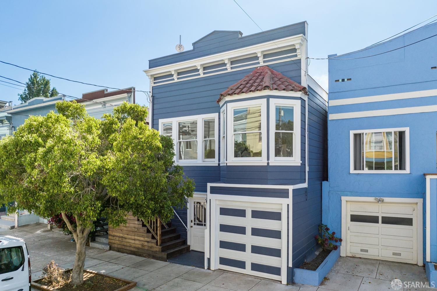 1214 York Street