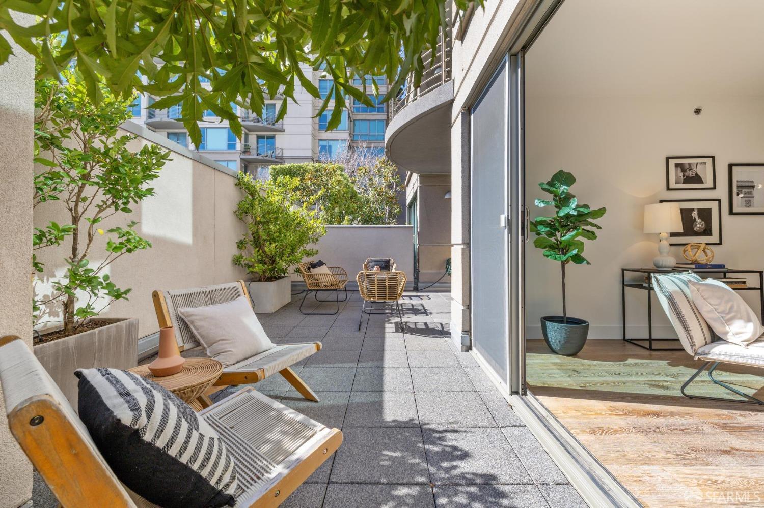 229 Brannan Street # 2G