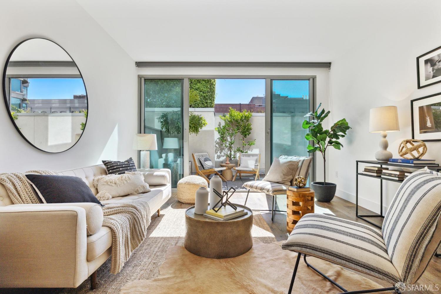 229 Brannan Street # 2G