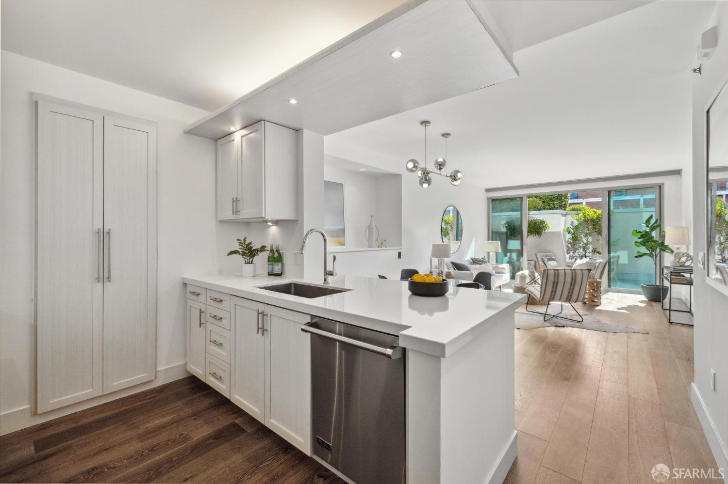 229 Brannan Street # 2G