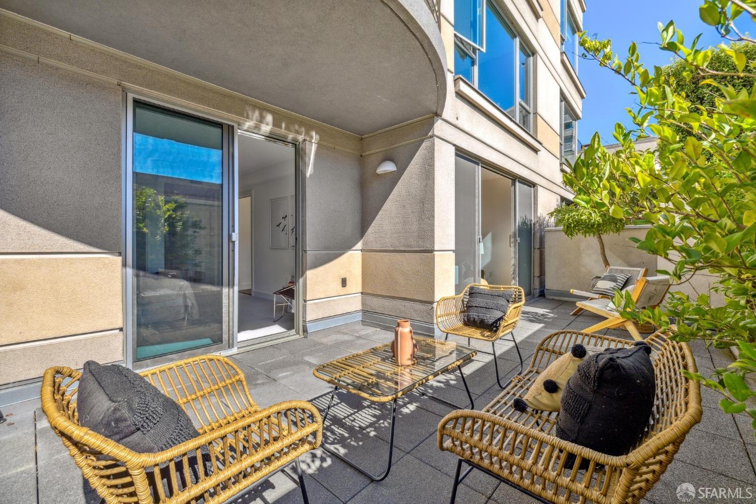 229 Brannan Street # 2G