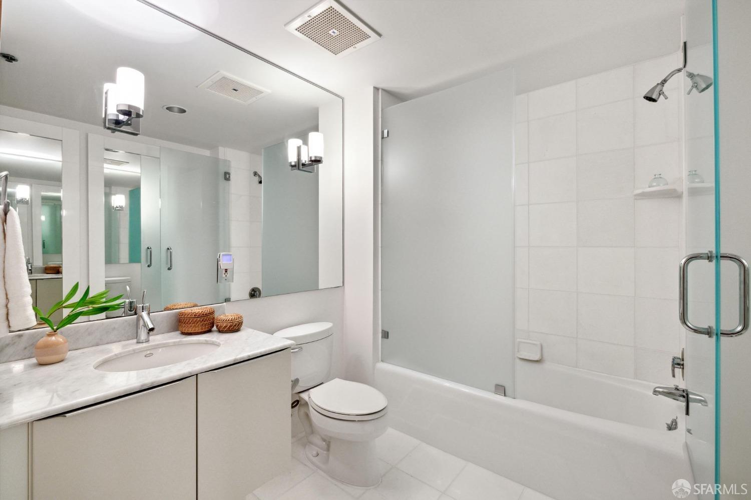 229 Brannan Street # 2G