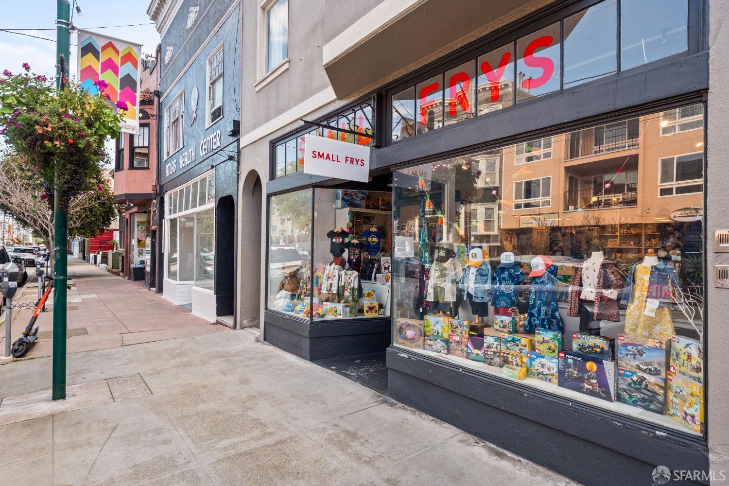 755 Elizabeth Street