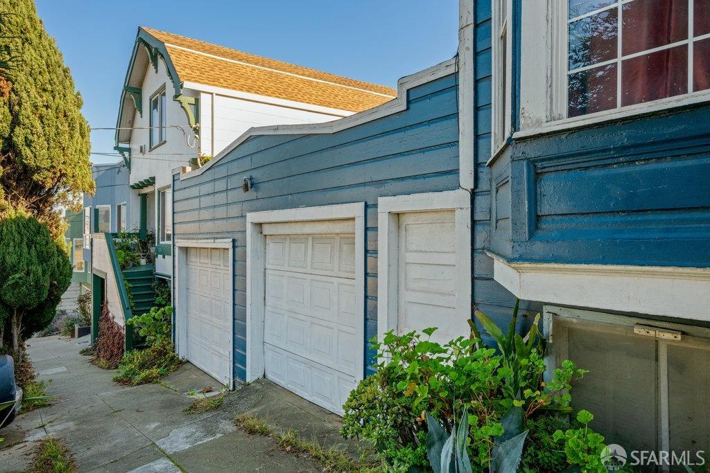 3229 Jennings Street