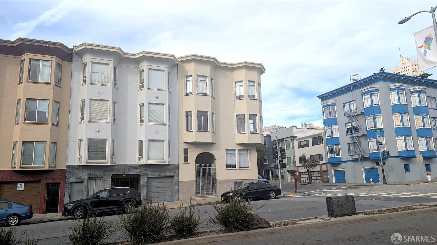 1400-1404 Broadway