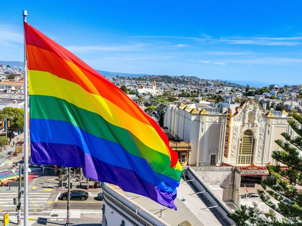 2425 Market Street # 6