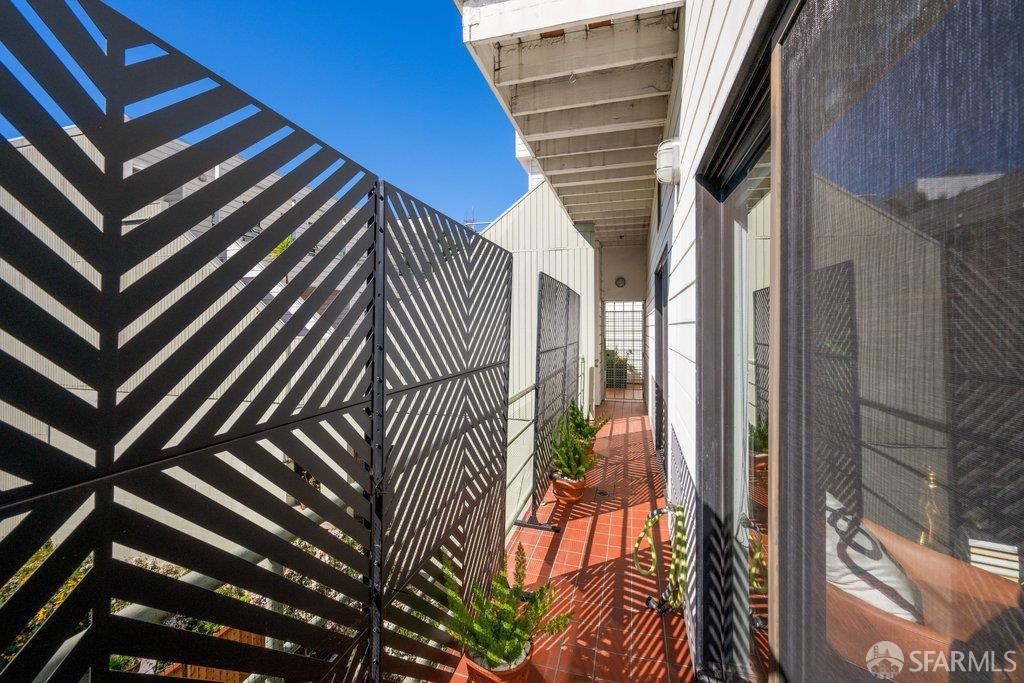 2425 Market Street # 6