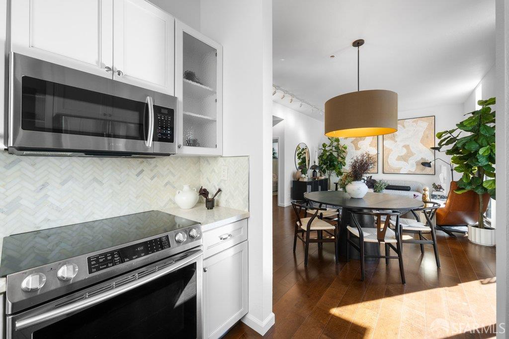 2425 Market Street # 6