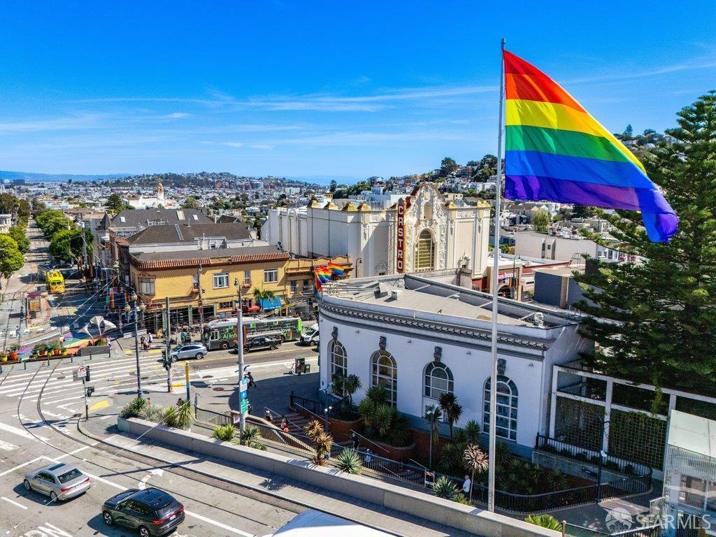 2425 Market Street # 6