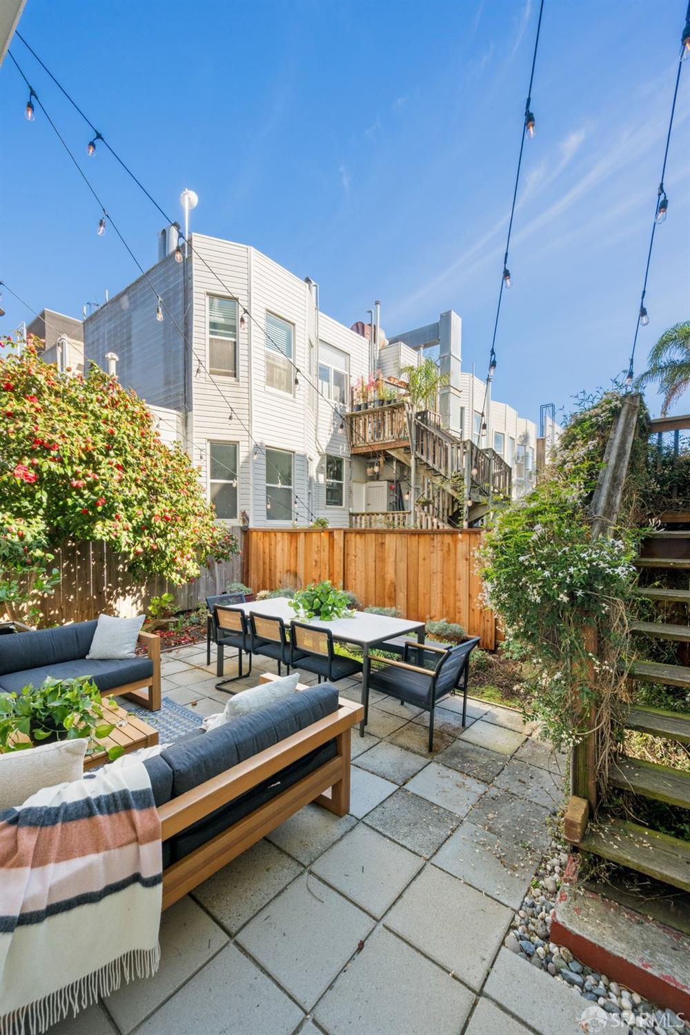 2425 Market Street # 6