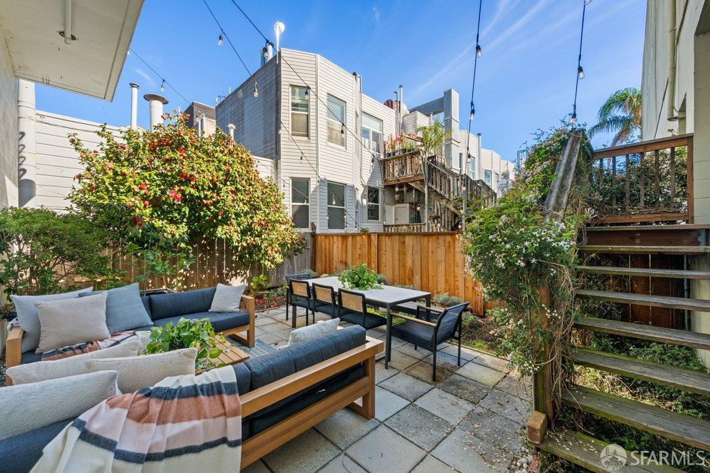 2425 Market Street # 6