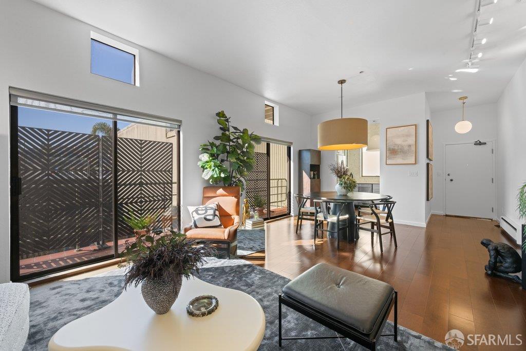 2425 Market Street # 6