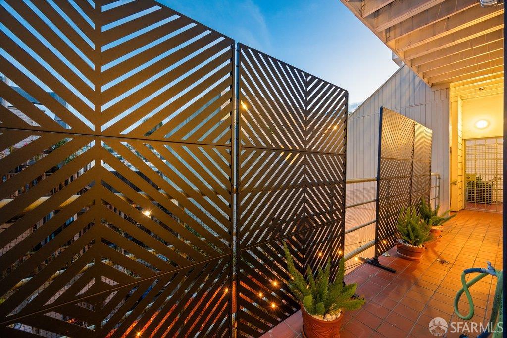 2425 Market Street # 6