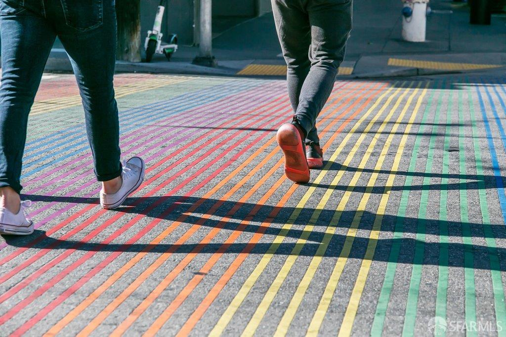 2425 Market Street # 6