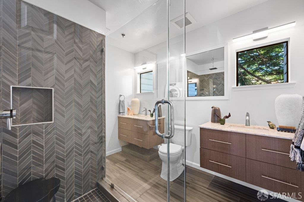 2425 Market Street # 6