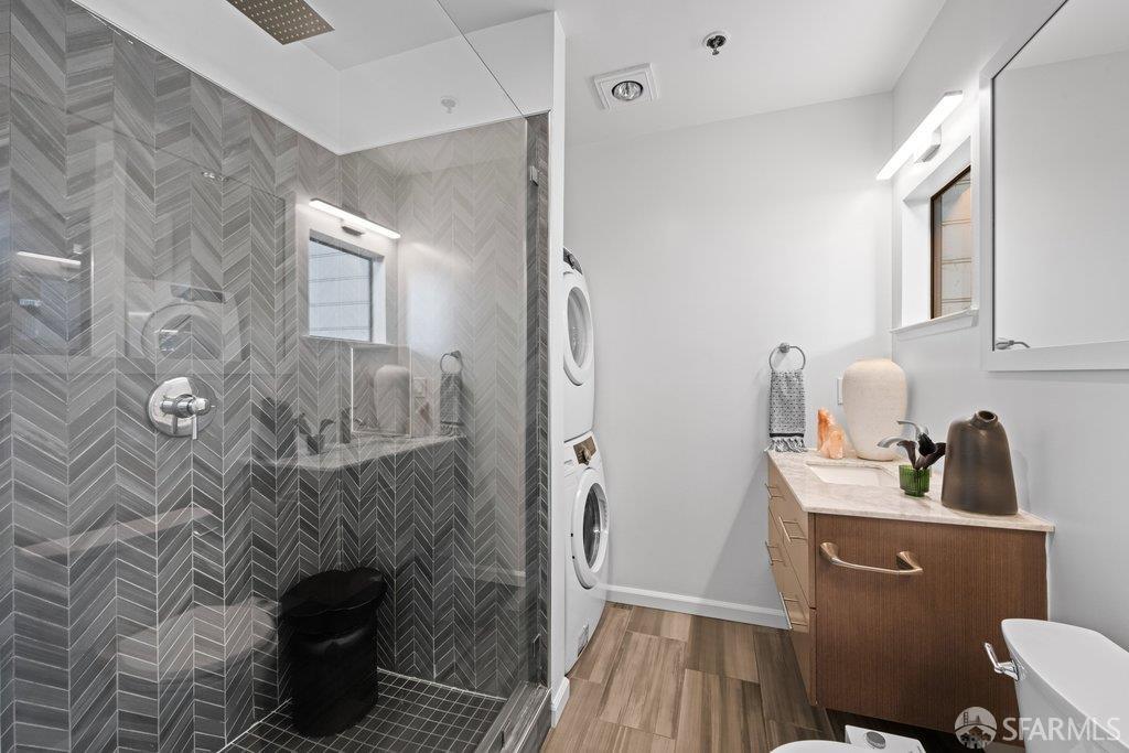 2425 Market Street # 6