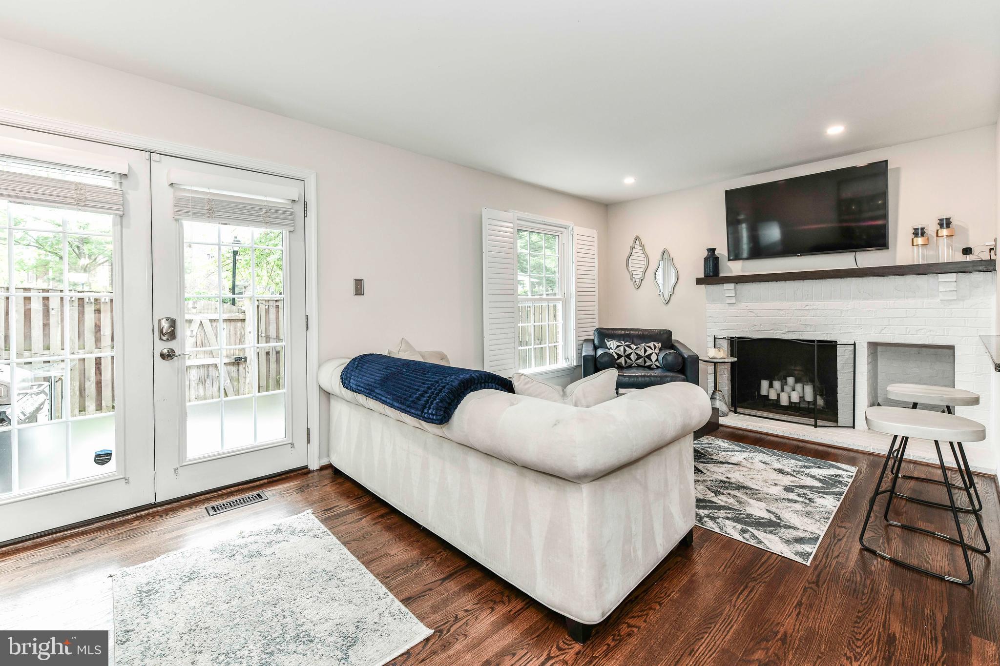 2536-F S F S Mill Dr 6 Dr S #6