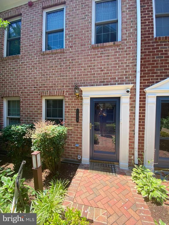 2256 S GARFIELD ST #11
