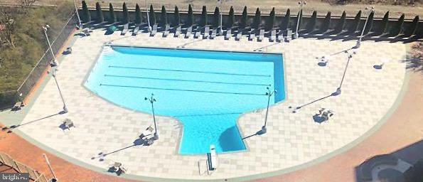 1805 Crystal Dr #1107s