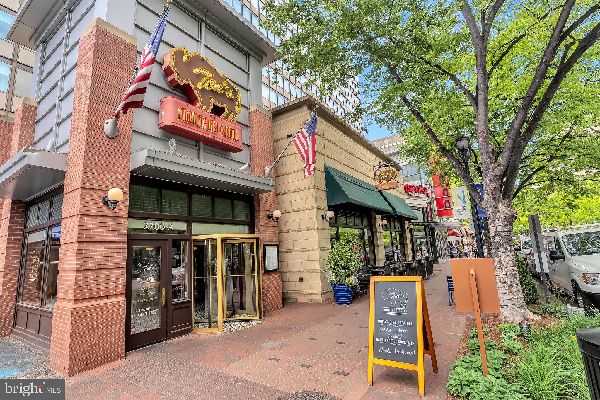 1805 Crystal Dr #1107s