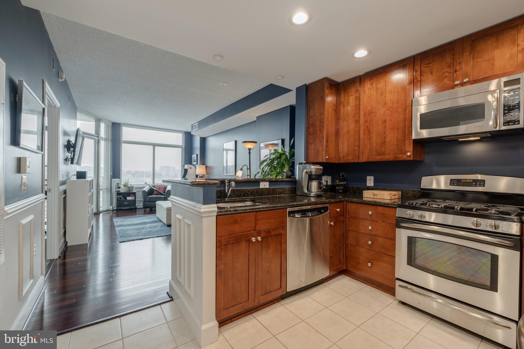 3600 S Glebe Rd #409w