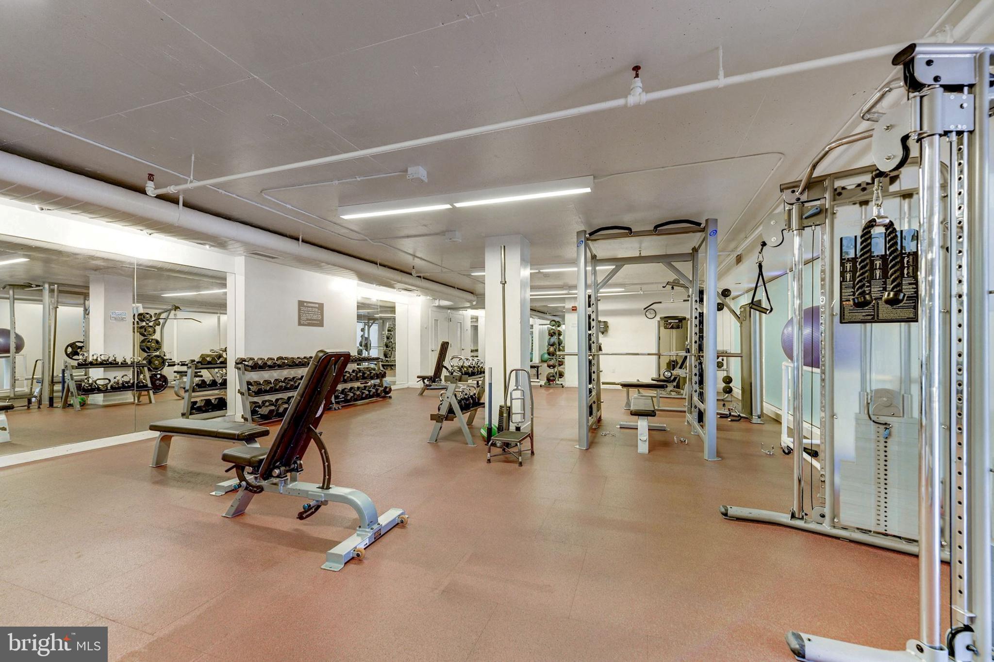 1600 N OAK STREET 415