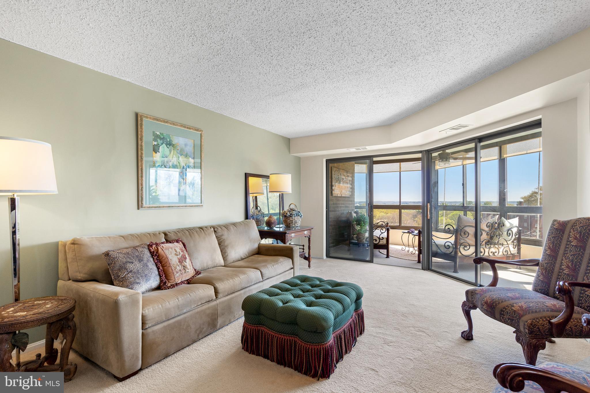 1600 N OAK STREET 415