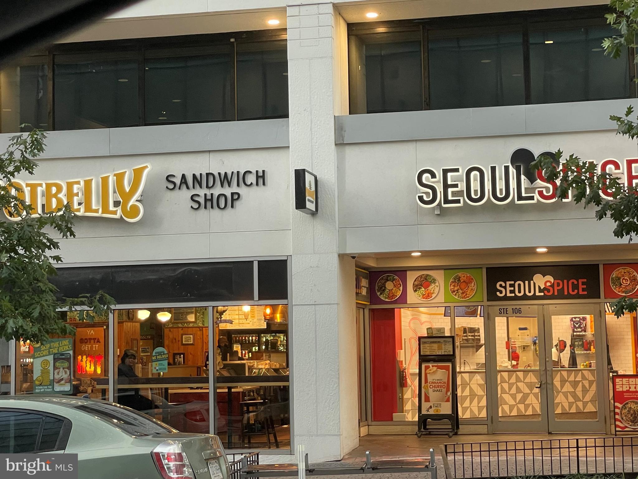 1600 N OAK STREET 415