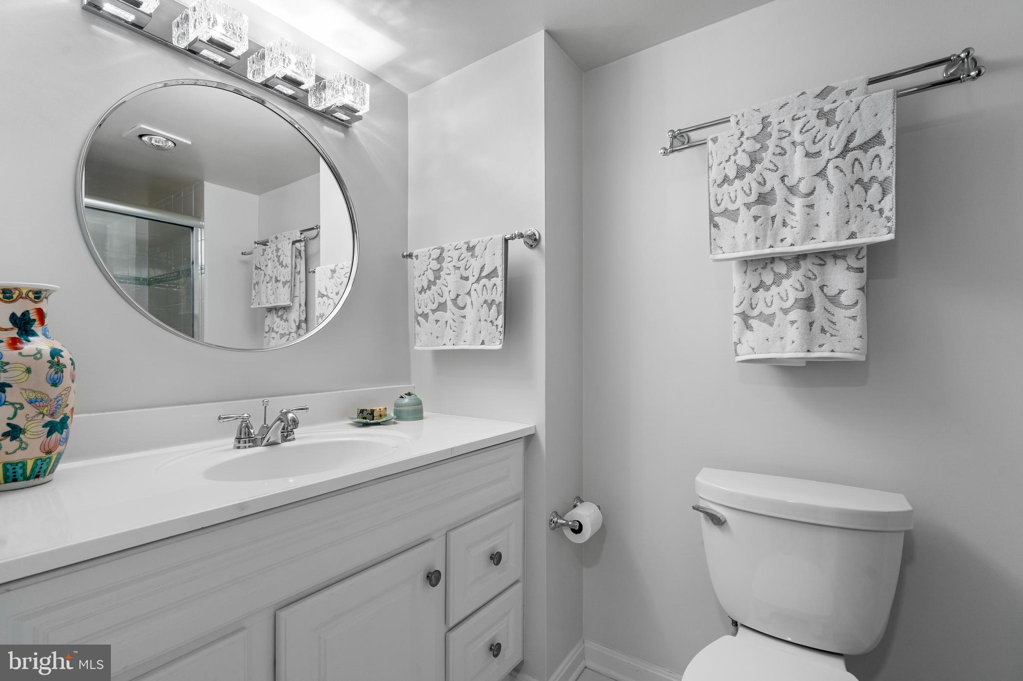 1600 N OAK STREET 415