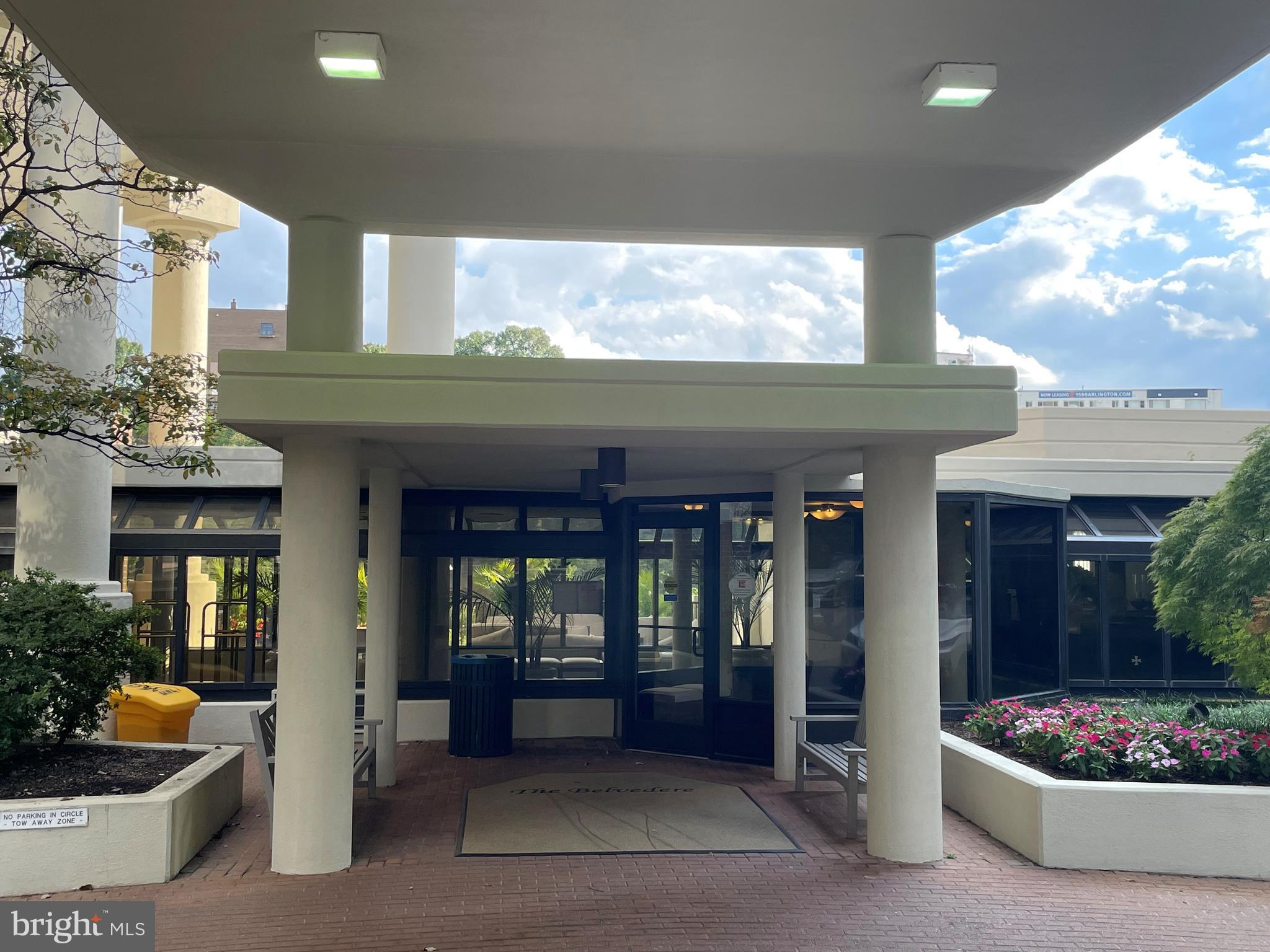 1600 N OAK STREET 415