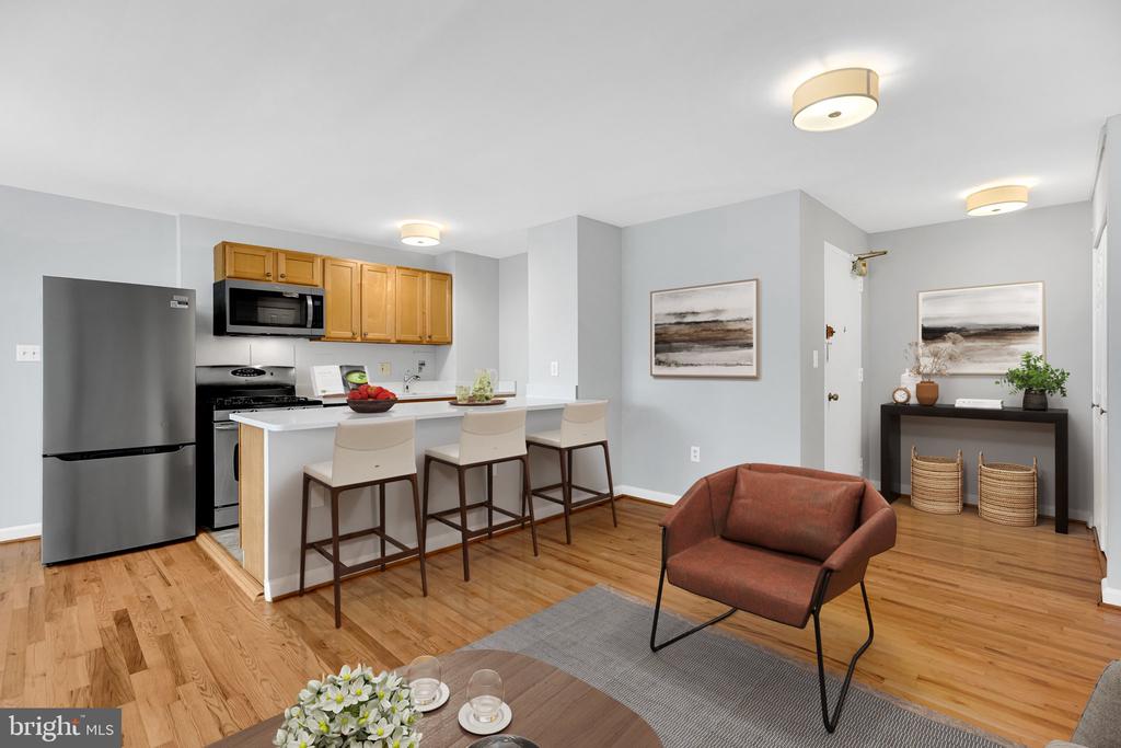 1200 S ARLINGTON RIDGE ROAD Unit: 608