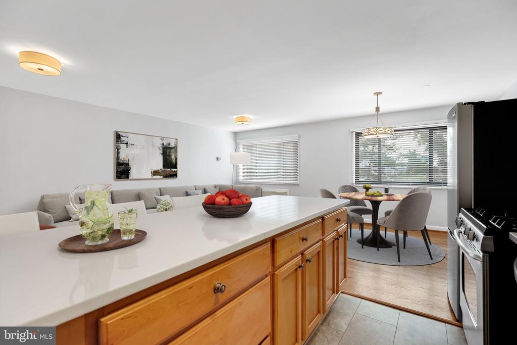 1200 S ARLINGTON RIDGE ROAD Unit: 608