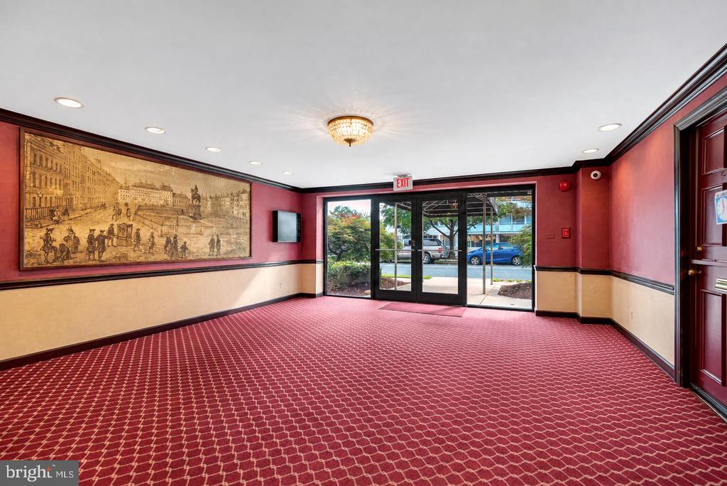 1200 S ARLINGTON RIDGE ROAD Unit: 608