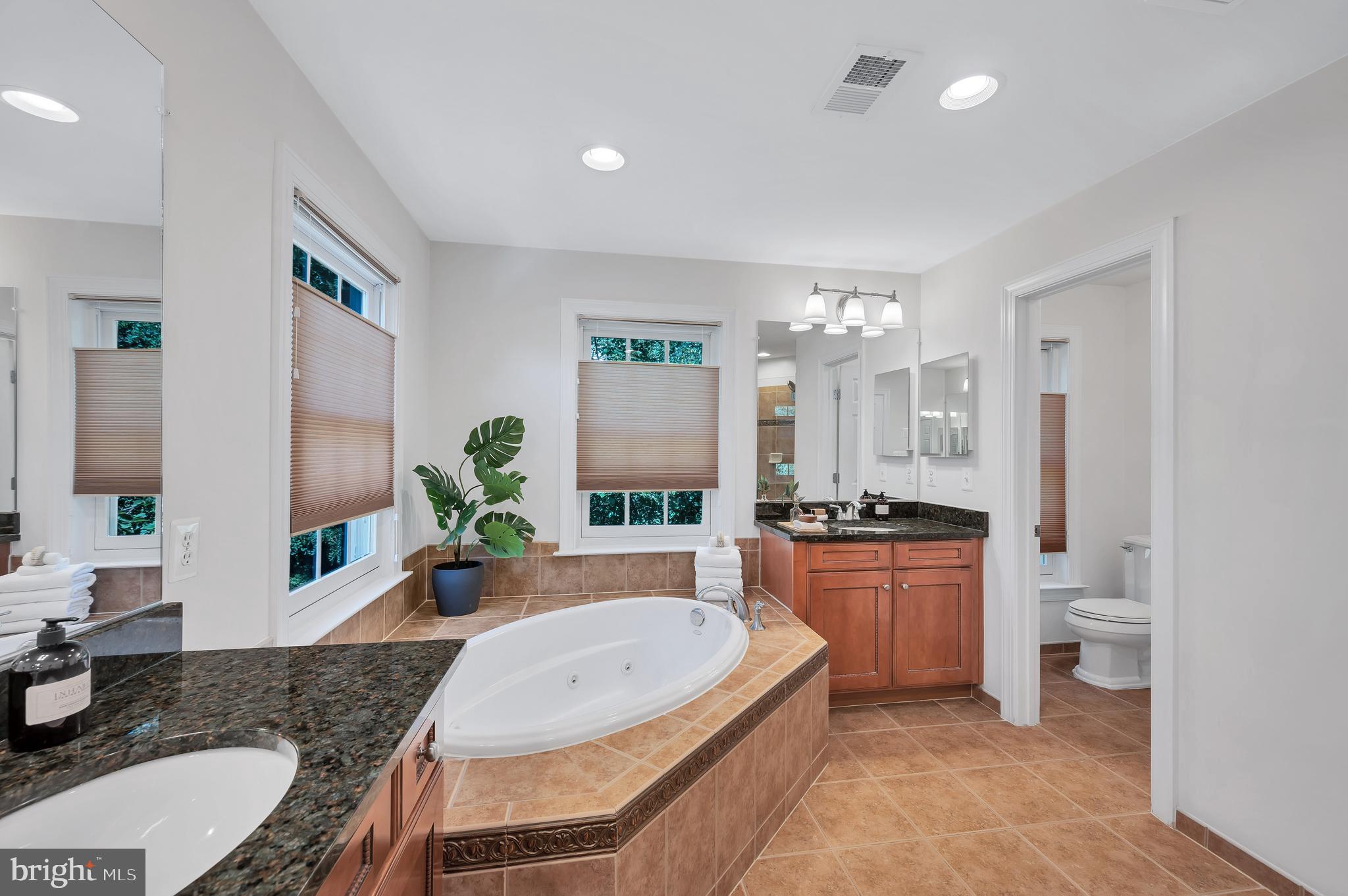 3517 Goddard Way