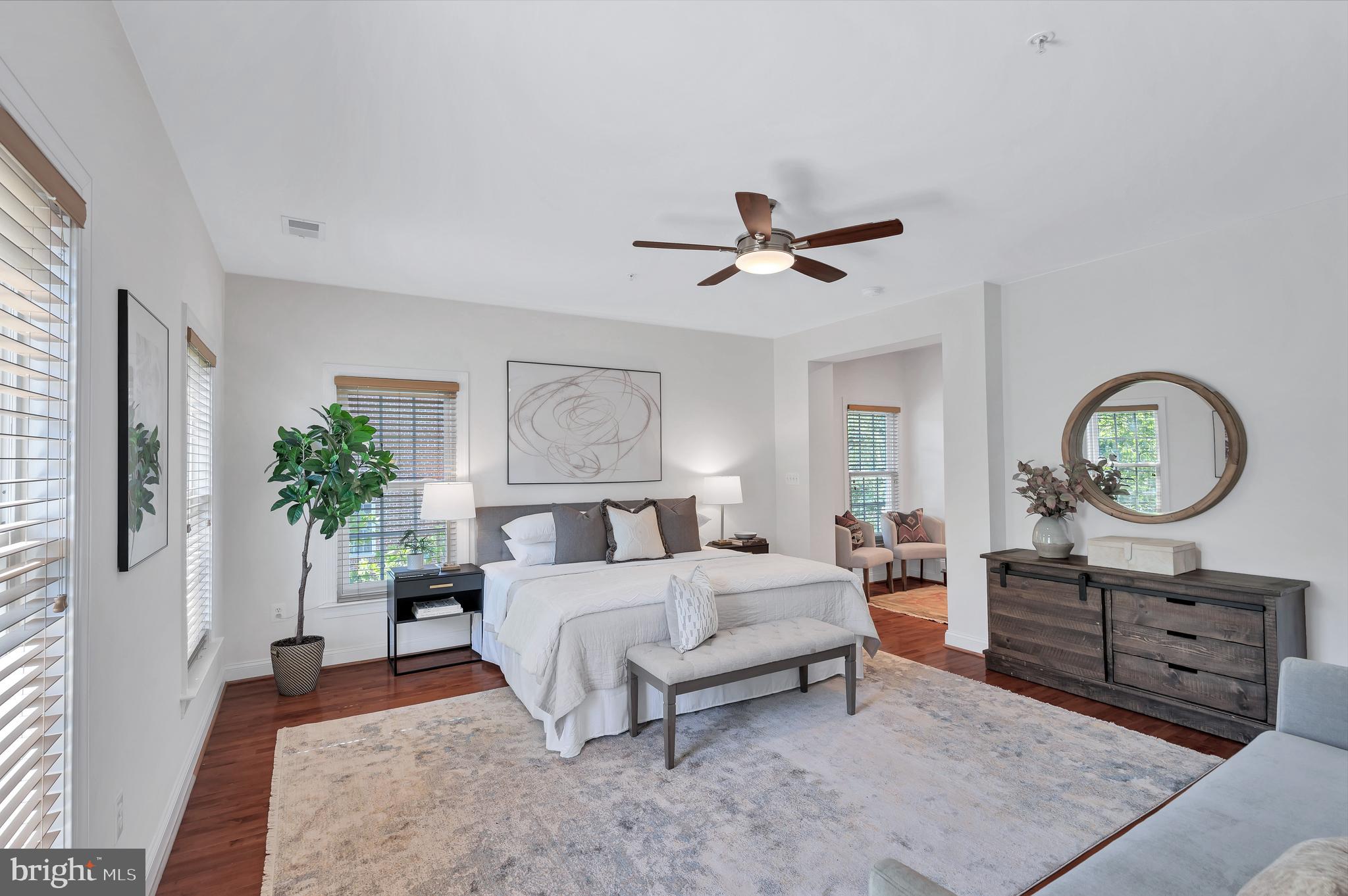 3517 Goddard Way