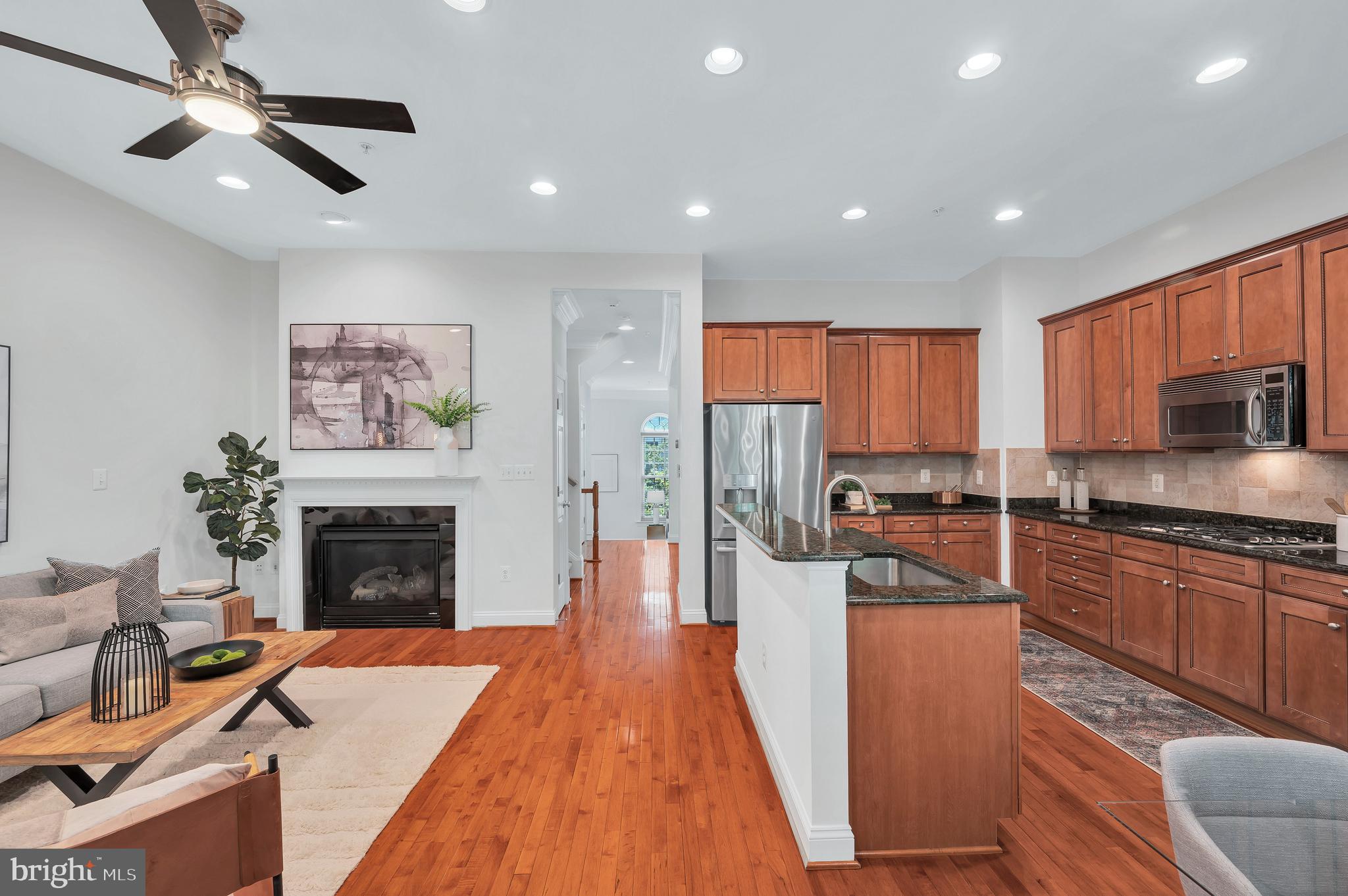 3517 Goddard Way