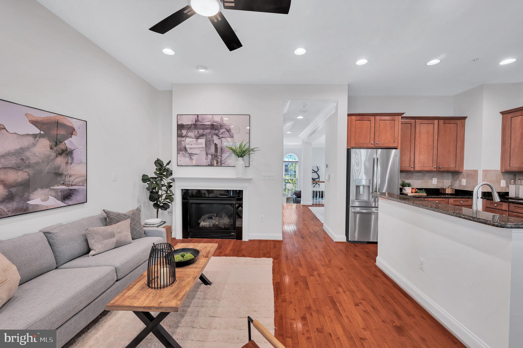 3517 Goddard Way
