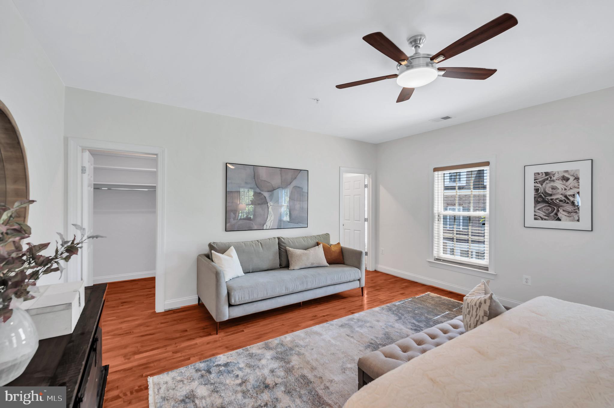 3517 Goddard Way