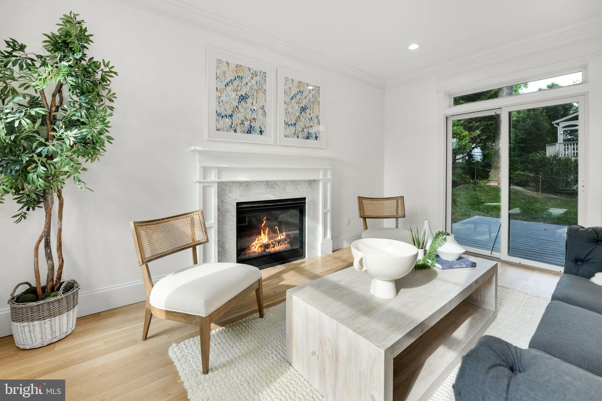 1103 Trinity Dr