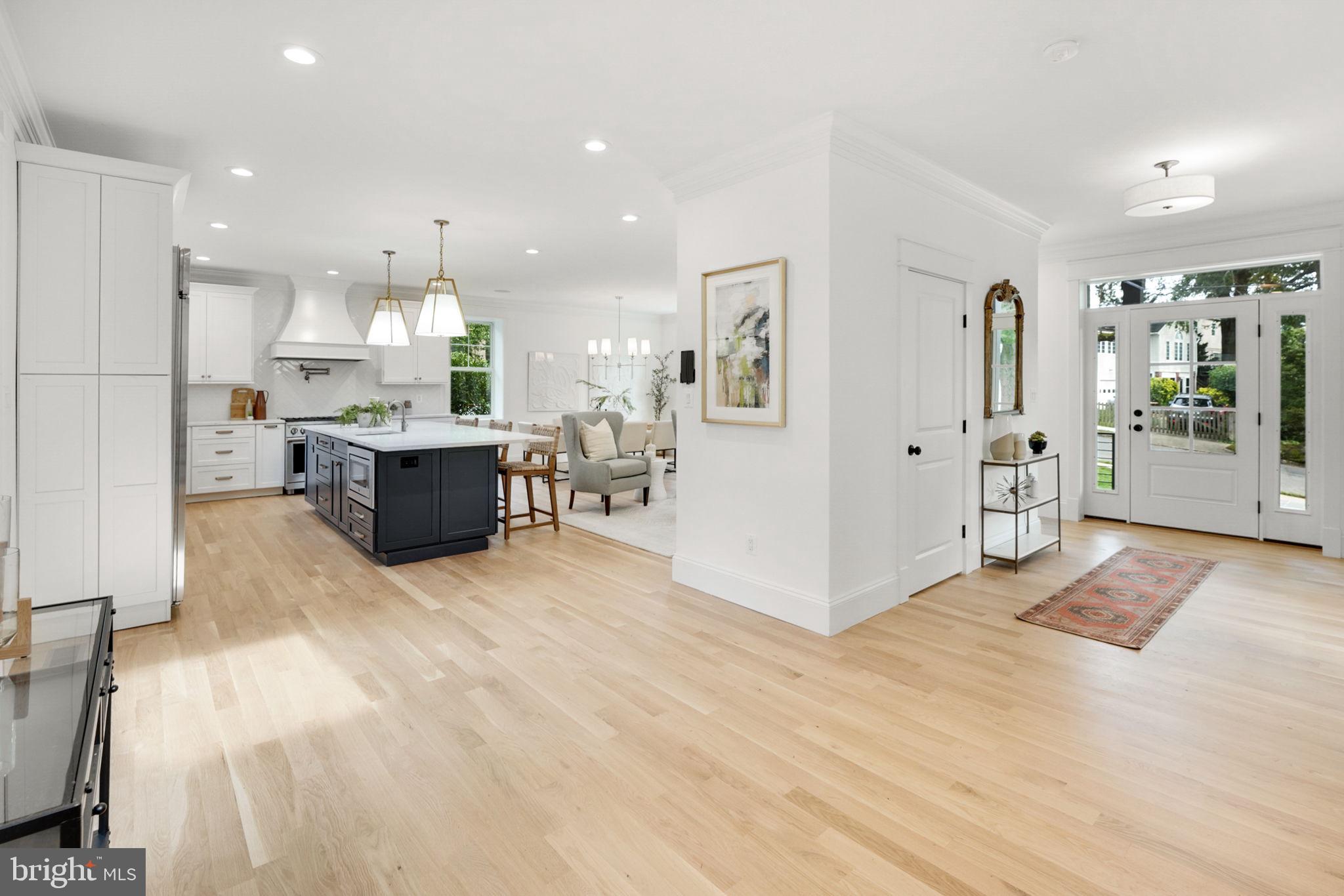 1103 Trinity Dr